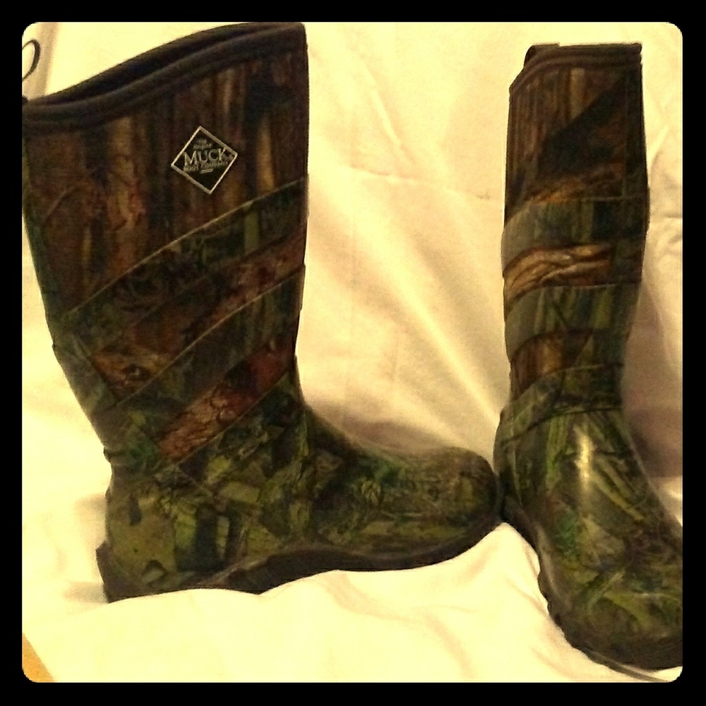 Muck boots